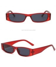 6 Colors Available Mini Frame U.S. High Fashion Street Shot Style Wholesale Sunglasses