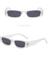 6 Colors Available Mini Frame U.S. High Fashion Street Shot Style Wholesale Sunglasses