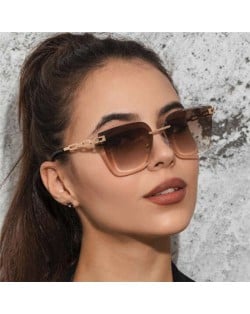 4 Colors Available Frameless Hollow Chain Legs Design U.S. Fashion Street Shot Style Wholesale Sunglasses