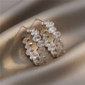 Korean Fashion Oval Rhinestone C-shape Elegant Women Wholesale Earrings - Silver