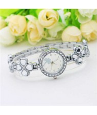 7 Colors Available Clovers Design Elegant Fashion Stainless Steel Women Wrist Watch