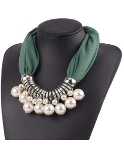 Elegant Pearl Pendant Women Short Style Graceful Fashion Scarf Necklace - Green