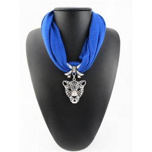 Leopard Head Pendant High Fashion Short Cool Style Women Scarf Necklace - Royal Blue