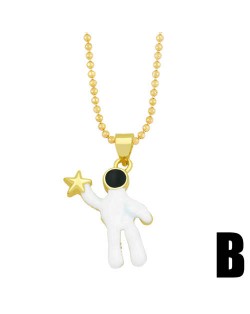 Astronaut Design Pendant U.S. and European Fashion Wholesale Costume Necklace - Star