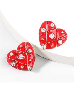 British Style Rhinestone Insert Oil-spot Glaze Peach Heart Women Stud Earrings - Red