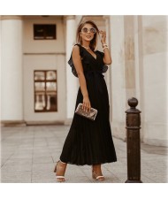 Fashionable Slender Ruffle Sleeve Solid Color Chiffon Pleated Beach Dress - Black