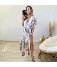Doll Sleeves V-Neck Design Print Summer Beach Dress - Gray