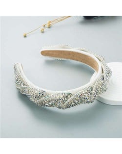 Beautiful Workmanship Fashion Trendy Bling Rhinestone Bejeweled Flannel Women Headband - White