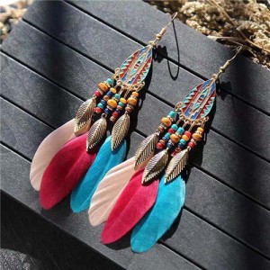 Bohemian Fashion Feather Design Popular U.S. Style Women Costume Earrings - Multicolor