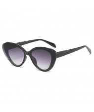 4 Colors Available Vintage Cat Eye Street High Fashion Women Wholesale Sunglasses