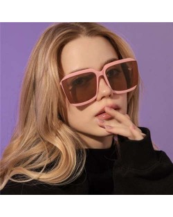 4 Colors Available Sqaure Frame Curved Metallic Legs Online Celebrity Fashion Wholesale Sunglasses