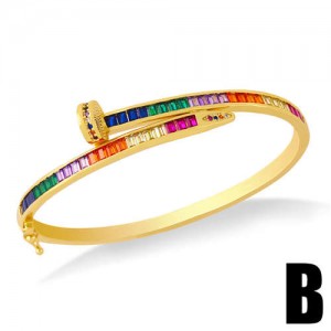 Colorful Cubic Zirconia Embellished Luxurious Style Women 18K Golden Plated Bangle