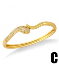 Snake Design Luxury Fashion 18K Gold Plated Women Costume Bangle