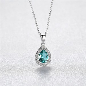 Luxurious Green Gem Water Drop Pendant Graceful 925 Sterling Silver Necklace