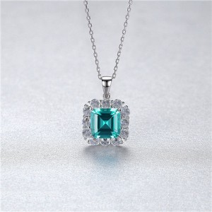 Green Gem Classic Square Pendant U.S. Fashion Wholesale 925 Sterling Silver Bridal Necklace