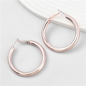 Business Women Style Circle Design Minimalist Alloy Medium Hoop Earrings - Golden