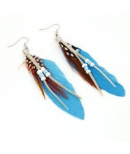 Extreme Graceful Feather Fashion Earrings - Blue