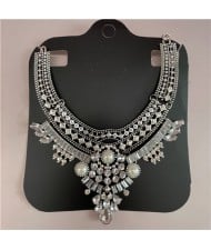 Vintage Silver Color Rhinestone Decorated Fashion Women Statement Necklace