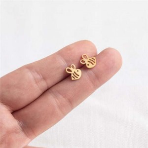 Cartoon Style Bee U.S. High Fashion Stainless Steel Women Stud Earrings - Golden