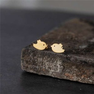 Glossy Birds Design U.S. High Fashion Stainless Steel Women Stud Earrings - Golden