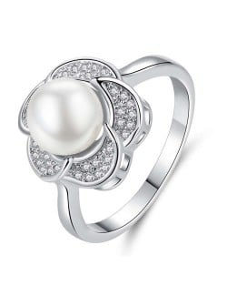 Simple Design Vintage Petal Elegant Pearl Engagement Ring