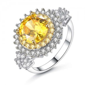 Luxurious Fashion Big Flower Cubic Zirconia Women Engagement Ring - Yellow