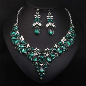 Bold Fashion Rhinestone and Pearl Water Drop Design Prom Necklace and Earrings Set - Green