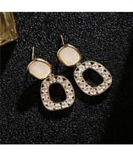 Geometric Trapezoid Design Glistening Cubic Zirconia Pendant 18K Gold Plated Copper Earrings - Golden
