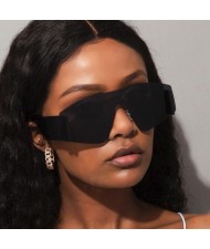 3 Colors Available New Fashion One-piece Large Frame European and American Trend Wide-leg Sunglass
