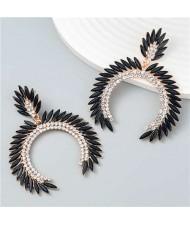 Trendy Catwalk Style Sparkling Rhinestone Moon Shape Exaggerated Women Wholesale Earrings - Black