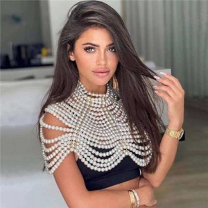 Super Hot Sales Multilayer Pearl Body Chains Bikini Decorative Necklace Wholesale Body Jewelry - White