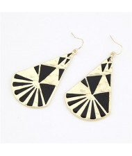 Fan Shaped Oil-spot Glazed Fashion Earrings - Black