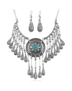 American Retro Geometric Waterdrop Tassel Collarbone Chain Wholesale Necklace and Earrings Set - Silver