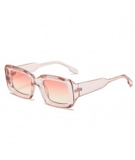 3 Colors Available Fashionable Catwalk and Street Shooting Square Frame Wholesale Sunglasses
