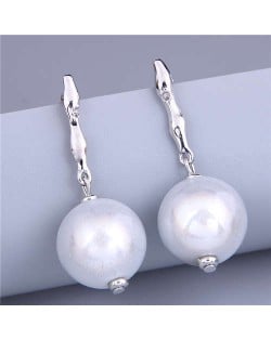 Graceful Pearl Fashion Office Lady Style Wholesale Stud Earrings