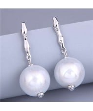 Graceful Pearl Fashion Office Lady Style Wholesale Stud Earrings