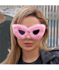 7 Colors Available Plush Frame American Fashion KOL Street Shooting Choice Sunglasses