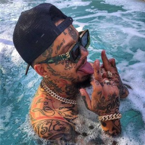 Internet Celebrity Choice Artistic Design Decorated Frame U.S. Popular Fashion Wholesale Sunglasses