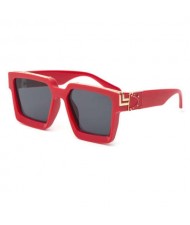 Internet Celebrity Choice Artistic Design Decorated Frame U.S. Popular Fashion Wholesale Sunglasses