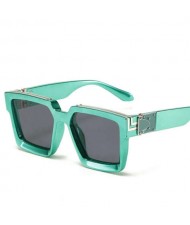 Internet Celebrity Choice Artistic Design Decorated Frame U.S. Popular Fashion Wholesale Sunglasses