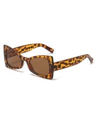 American Fashion Triangle Cat Eye Design Women Wholesale Sunglasses - Leopard