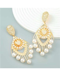Vintage Style Fan Shape Artistic Design Pearl Decorated Wholesale Earrings - Golden