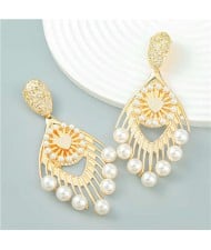 Vintage Style Fan Shape Artistic Design Pearl Decorated Wholesale Earrings - Golden