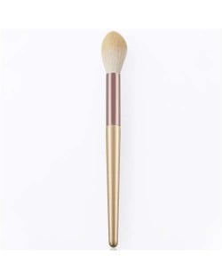 Single Champagne Flame Shaped Highlighting Makeup Brush