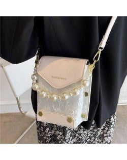 Fashion Small Size Elegant Pearl Chain Wholesale Women Handbag - White