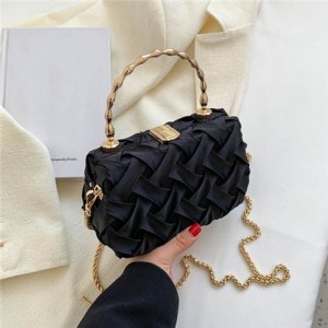 Korean Style Fashion Square Cloth Knitting Style Women Evening Handbag - Black