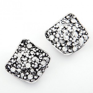 Rhinestone Inlaid Vintage Hollow Vine Irregular Square Design Earrings