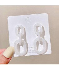 Hooked Link Design European High Fashion Exaggerated Style Women Wholesale Dangle Earrings - White