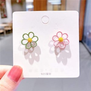 Contrast Hollow Flowers Design High Fashion Wholesale Women Stud Earrings - Green and Pink