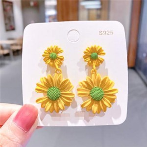 Contrast Colors Chrysanthemum Unique Drop Design Women Wholesale Costume Earrings - Yellow